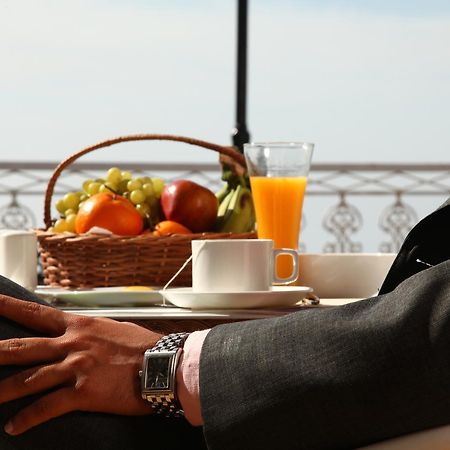 Hotel Amby Inn Νέο Δελχί Εξωτερικό φωτογραφία