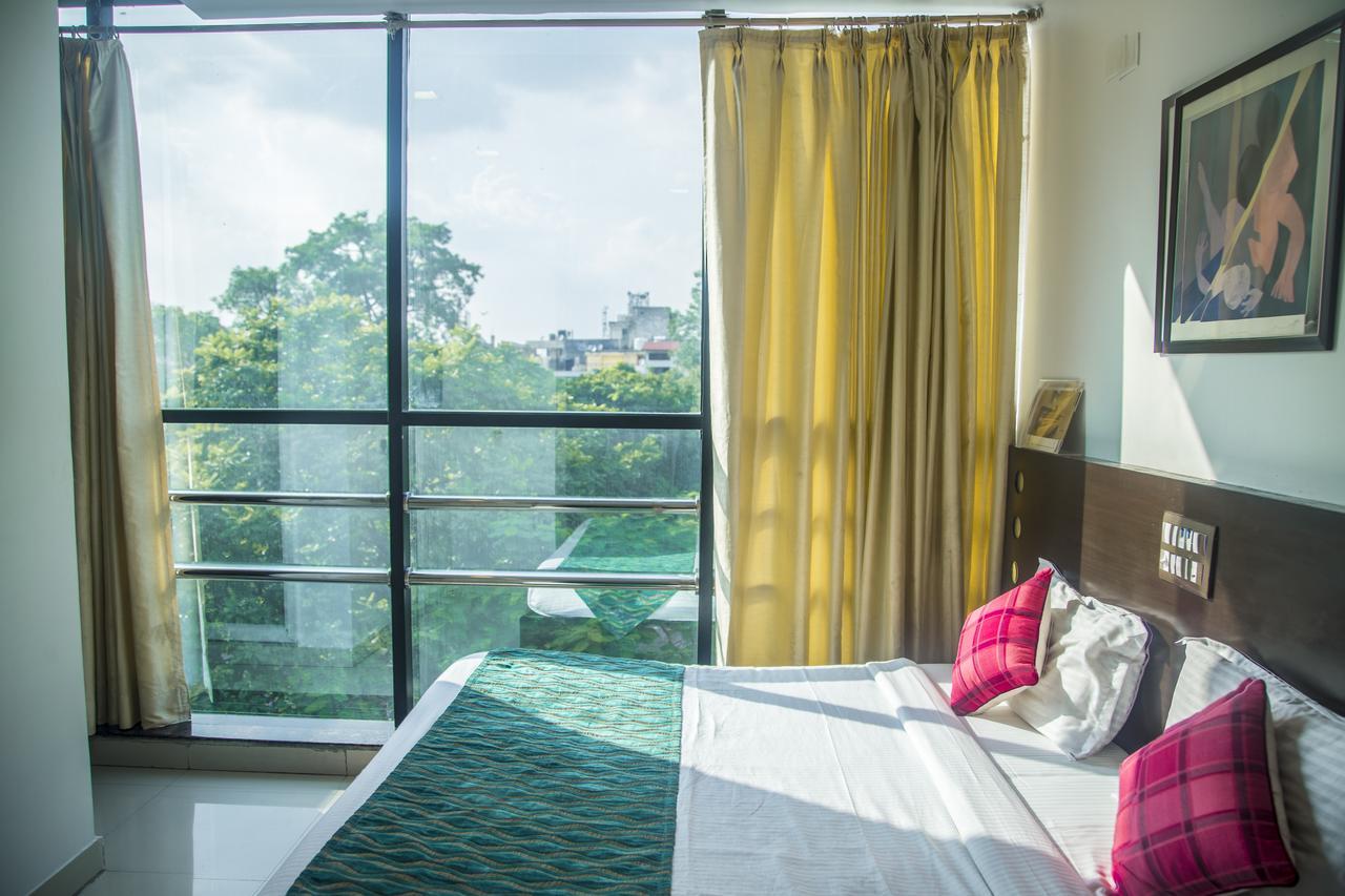 Hotel Amby Inn Νέο Δελχί Εξωτερικό φωτογραφία