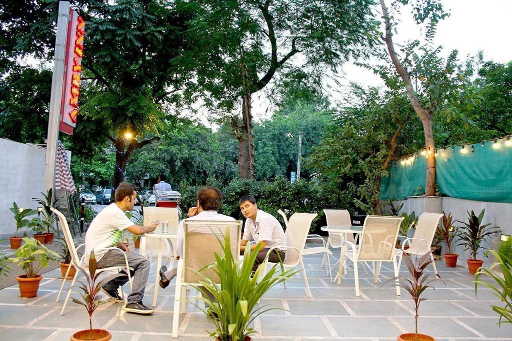 Hotel Amby Inn Νέο Δελχί Εξωτερικό φωτογραφία